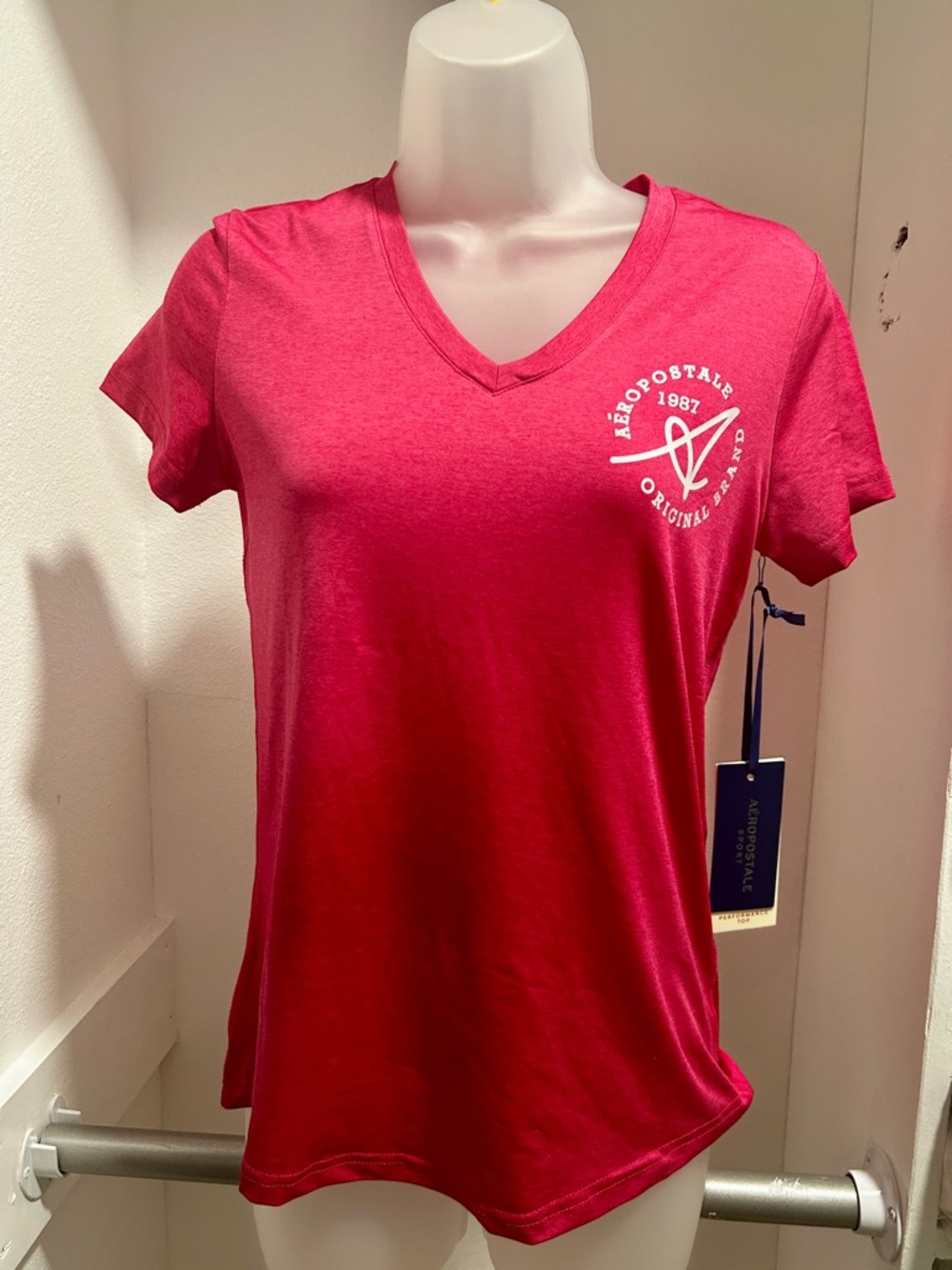 Aeropostale Hot Pink Vneck T-shirt